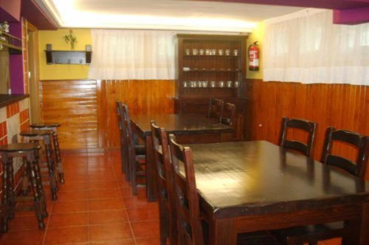 Auto Check In Hotel Las Nieves Jaca Exterior photo